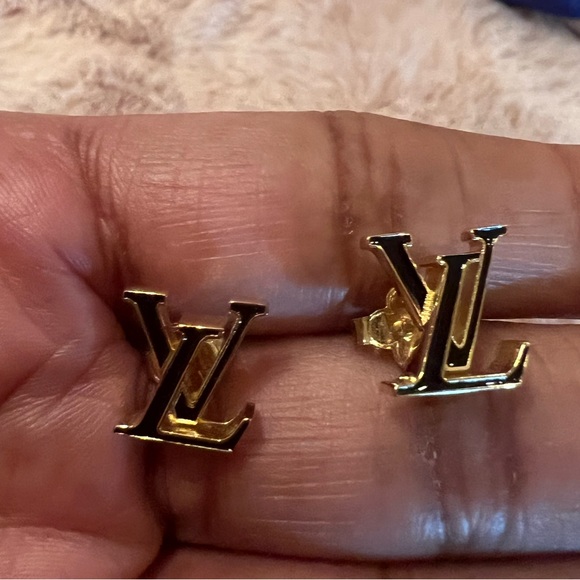 Authentic Louis Vuitton Earrings - Picture 5 of 5